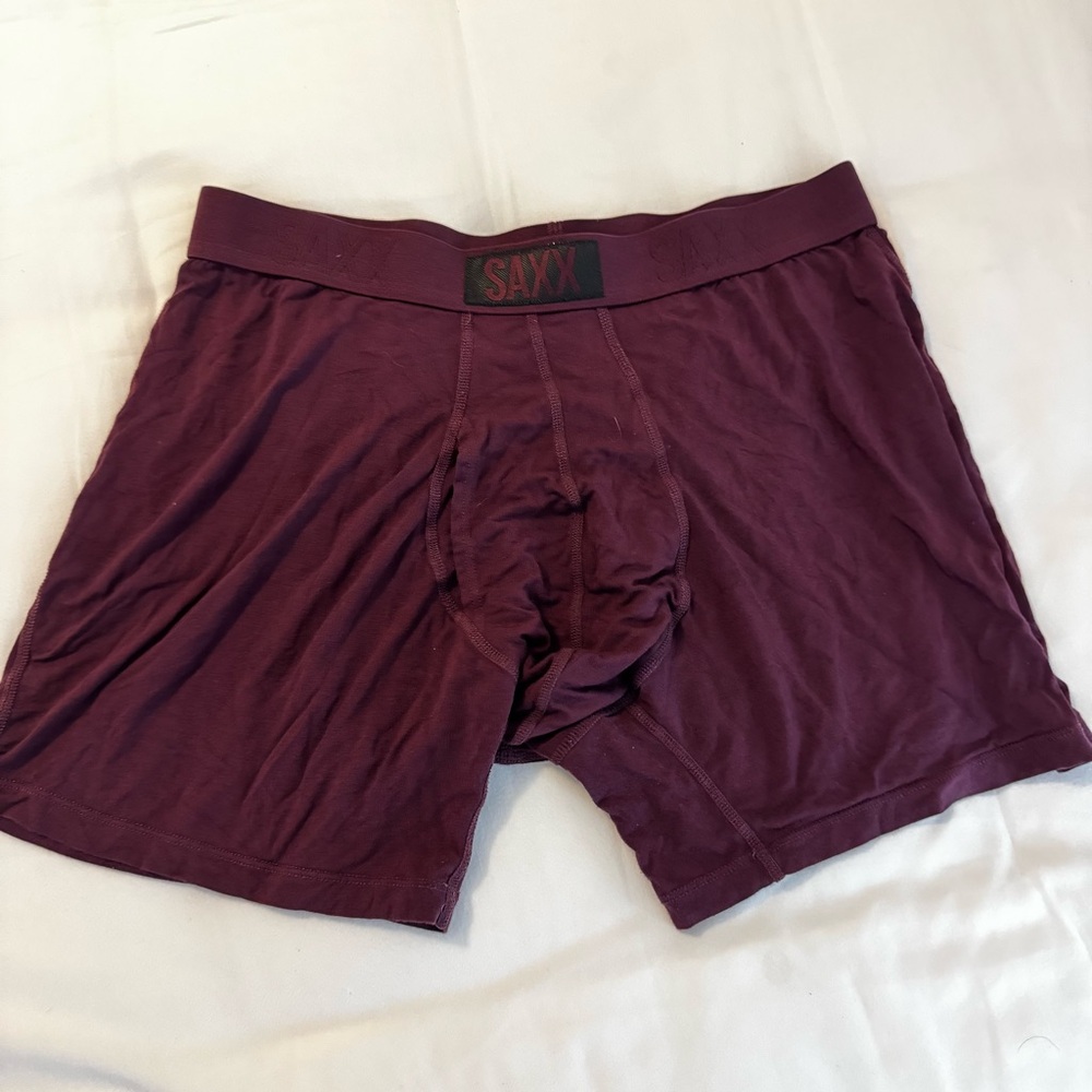 Saxx Ultra, Size Medium, Plum
